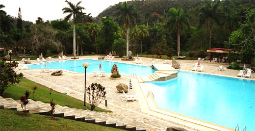 Villa Soroa poll